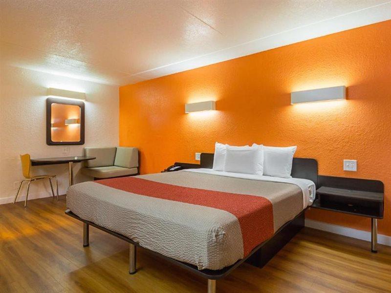 Motel 6-Garland, Tx - Northeast Dallas Екстериор снимка
