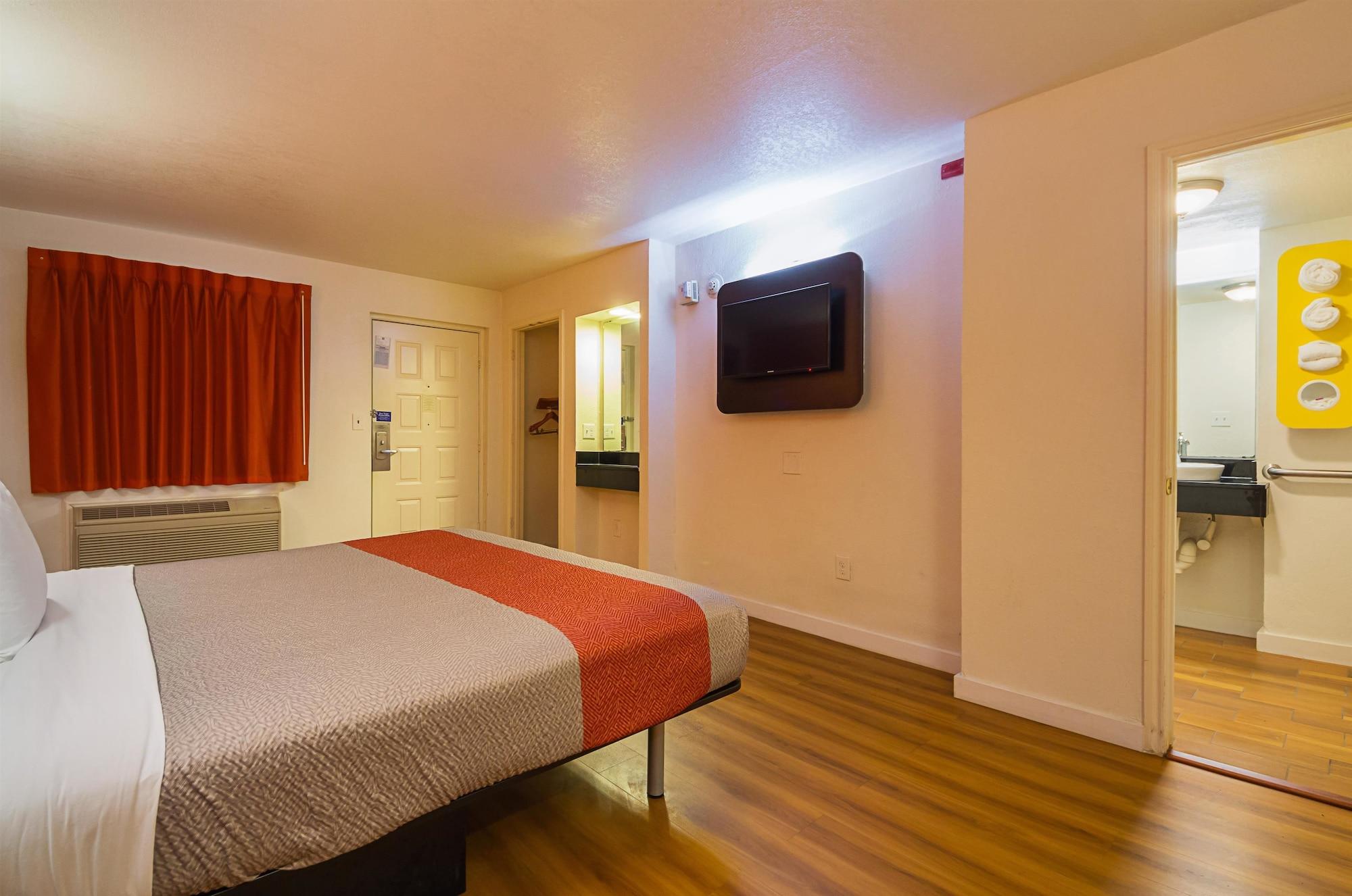 Motel 6-Garland, Tx - Northeast Dallas Екстериор снимка