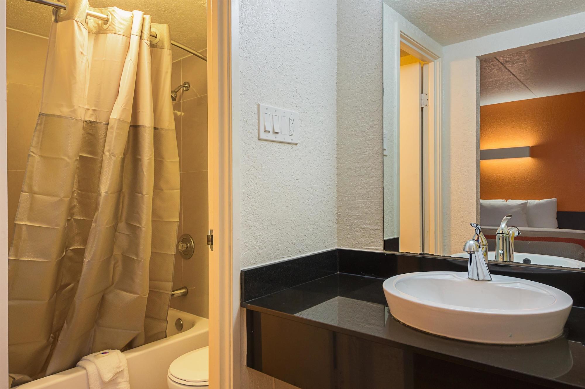 Motel 6-Garland, Tx - Northeast Dallas Екстериор снимка