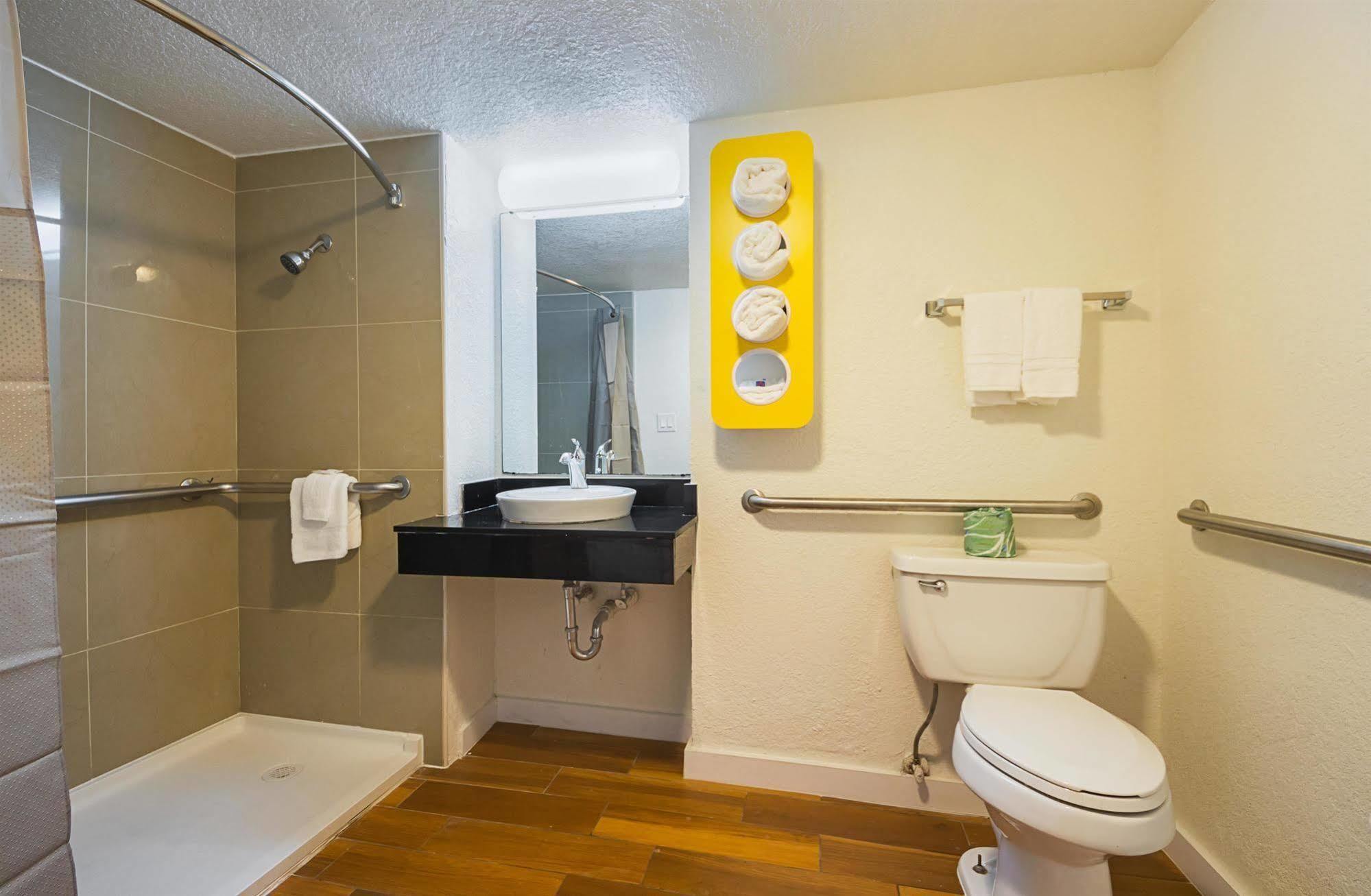 Motel 6-Garland, Tx - Northeast Dallas Екстериор снимка