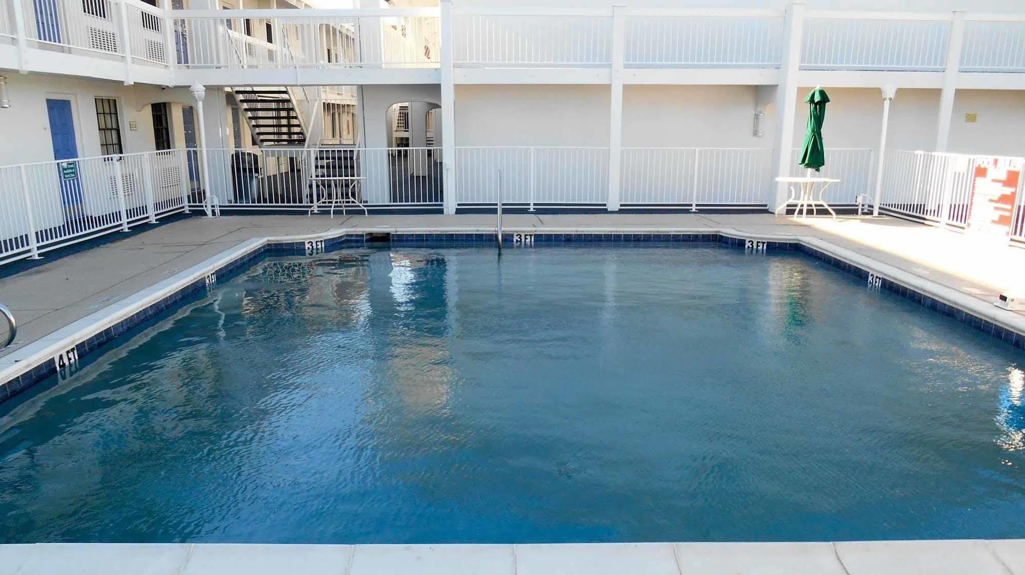 Motel 6-Garland, Tx - Northeast Dallas Екстериор снимка